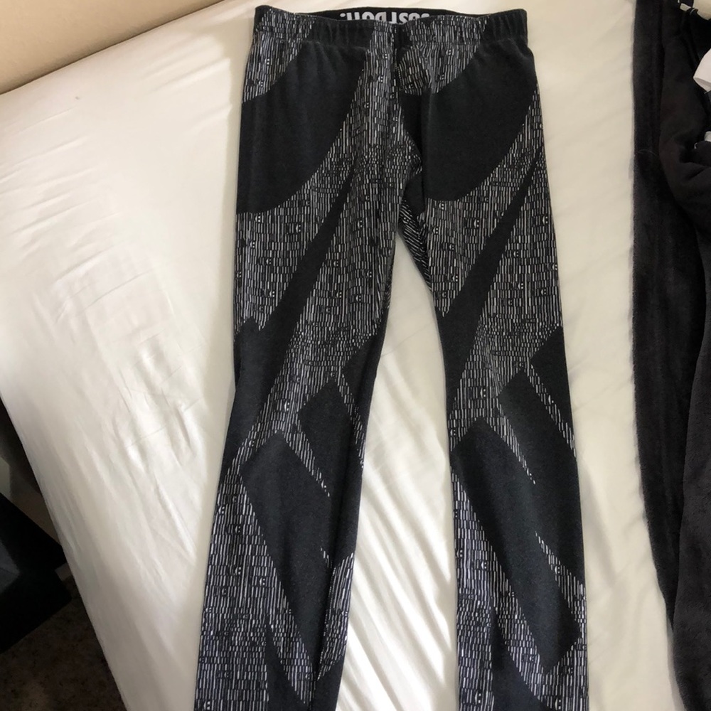 Nike leggings